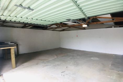 Photo of property in 30 Reeves Road, Pakuranga, Auckland, 2010