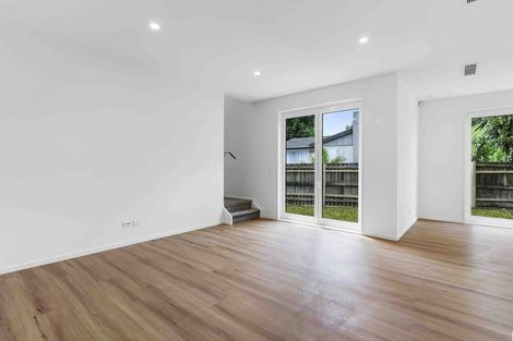 Photo of property in 1a Bernard Street, Papatoetoe, Auckland, 2025