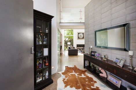 Photo of property in 297 Fitzherbert Avenue, West End, Palmerston North, 4410