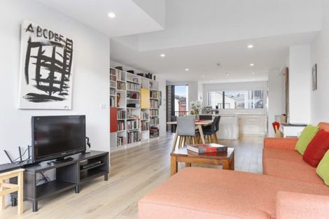 Photo of property in 78 Hobsonville Point Road, Hobsonville, Auckland, 0616