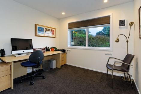 Photo of property in 9 Lancewood Avenue, Titirangi, Auckland, 0604