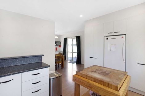 Photo of property in 19 Riwai Street, Templeton, Christchurch, 8042