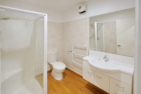Photo of property in 11 Athol Terrace, Upper Riccarton, Christchurch, 8041