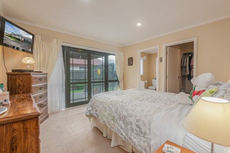 Photo of property in 1 Virginia Grove, Milson, Palmerston North, 4414