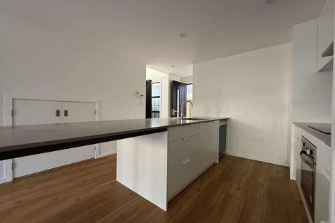 Photo of property in 7/27 Main Road, Wainuiomata, Lower Hutt, 5014