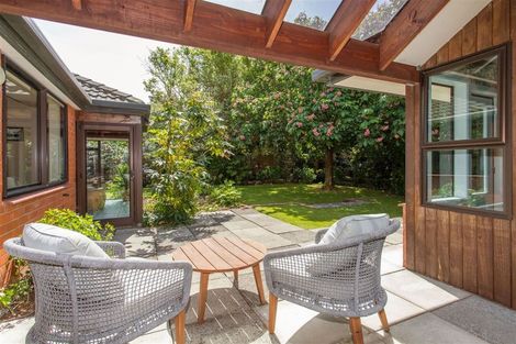 Photo of property in 26 Bryndwr Road, Fendalton, Christchurch, 8052