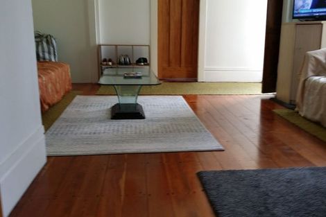 Photo of property in 75 Todman Street, Brooklyn, Wellington, 6021