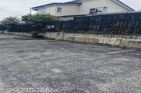 Photo of property in 13/242 Great North Road, Henderson, Auckland, 0612