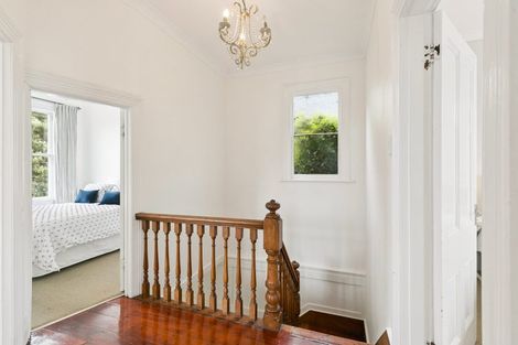 Photo of property in 51 Scarborough Terrace, Mount Victoria, Wellington, 6011