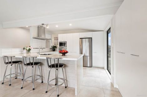 Photo of property in 21 Kelvin Road, Papakura, 2110