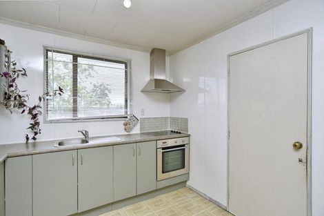 Photo of property in 90 Bayswater Crescent, Bromley, Christchurch, 8062