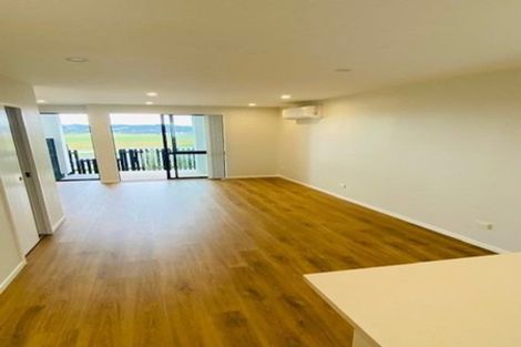 Photo of property in 7c Colin Chester Drive, Silverdale, 0932