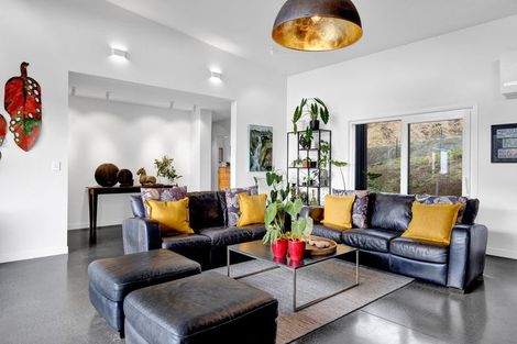 Photo of property in Tapuae, 21 Washer Road, Omata, New Plymouth, 4374