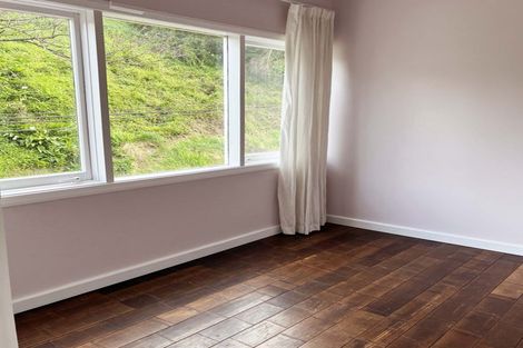 Photo of property in 4/8 Governor Road, Northland, Wellington, 6012