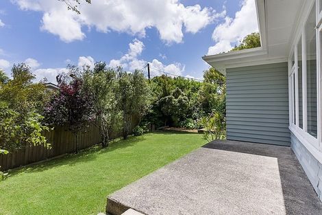 Photo of property in 41 Brandon Road, Glen Eden, Auckland, 0602