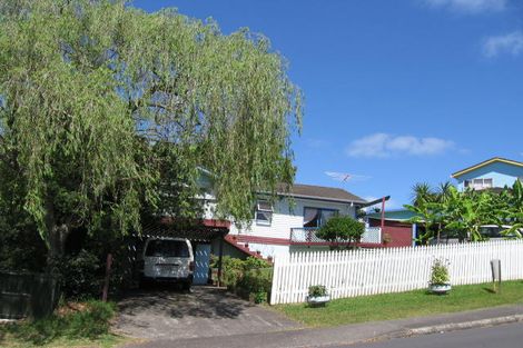Photo of property in 37 Castleton Street, Birkdale, Auckland, 0626