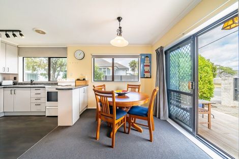 Photo of property in 1/63 Fraser Crescent, Elderslea, Upper Hutt, 5018