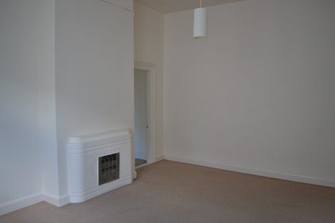 Photo of property in 2/106 Glenmore Street, Northland, Wellington, 6012