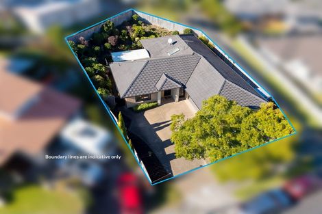 Photo of property in 42 San Marino Drive West, Henderson, Auckland, 0612
