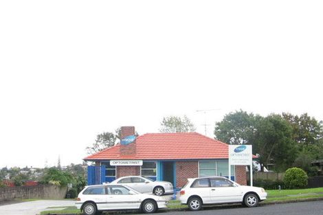 Photo of property in 2/5 Johns Lane, Pakuranga, Auckland, 2010