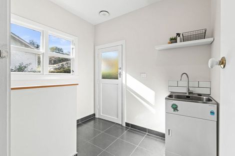 Photo of property in 1 Smart Terrace, Saint Johns Hill, Whanganui, 4500