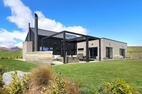 Photo of property in 84 Threepwood Road, Lake Hayes, Queenstown, 9371