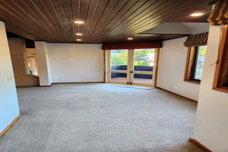 Photo of property in 6a Woodford Way, Crofton Downs, Wellington, 6035