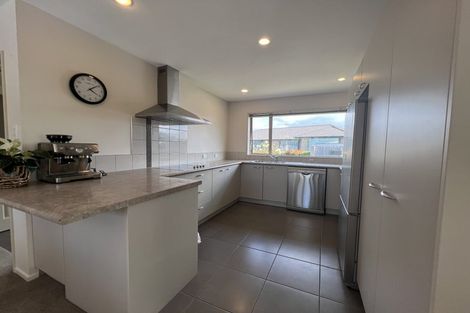 Photo of property in 16 Clematis Place, Wigram, Christchurch, 8042
