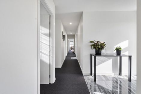 Photo of property in 172 Hendersons Line, Kelvin Grove, Palmerston North, 4470