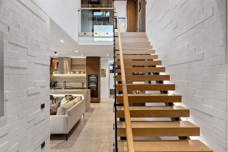 Photo of property in 41 Craig Road, Milford, Auckland, 0620