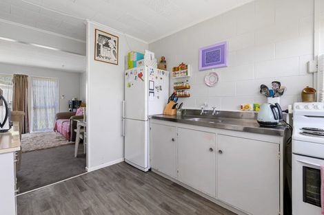 Photo of property in 37 Edward Street, Tokoroa, 3420