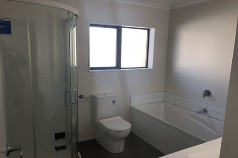 Photo of property in 59 Melksham Drive, Churton Park, Wellington, 6037