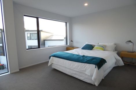 Photo of property in 22 Memorial Park Lane, Hobsonville, Auckland, 0618