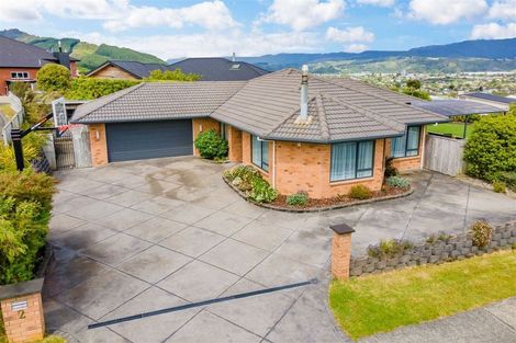 Photo of property in 2 Cosgrove Rise, Riverstone Terraces, Upper Hutt, 5018