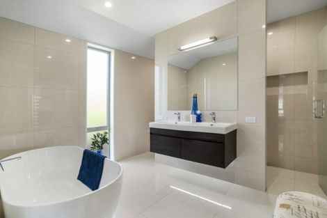 Photo of property in 12 Edgewood Place, Wanaka, 9305