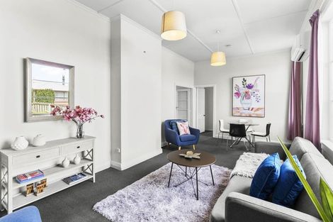 Photo of property in 4 Argyle Street, Mornington, Dunedin, 9011