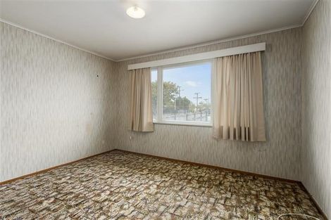 Photo of property in 136 Rathgar Road, Henderson, Auckland, 0610