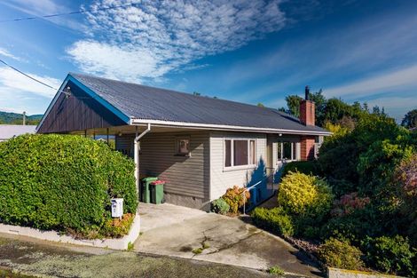 Photo of property in 6 Hughes Street, Waimate, 7924