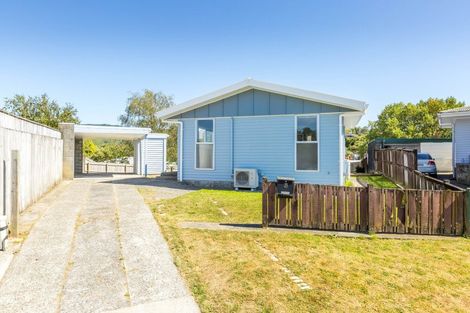 Photo of property in 23 Blueberry Grove, Timberlea, Upper Hutt, 5018
