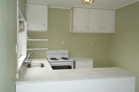 Photo of property in 218u8 Onepu Road, Lyall Bay, Wellington, 6022