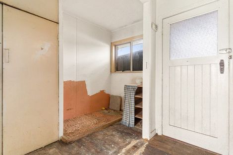 Photo of property in 658 Te Atatu Road, Te Atatu Peninsula, Auckland, 0610