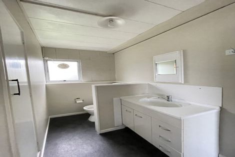 Photo of property in 8 Anzac Parade, Hamilton Central, Hamilton, 3204