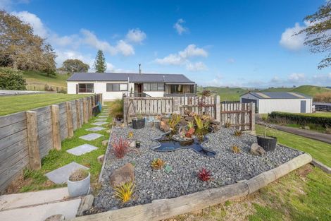 Photo of property in Glover Road, Hawera, 4610