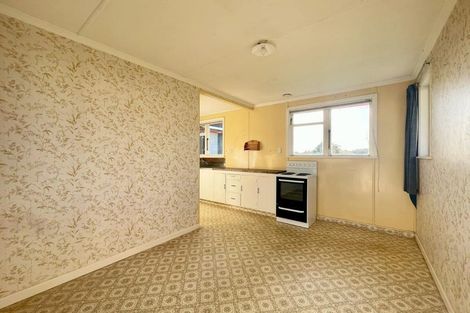 Photo of property in 15b Miro Street, Merrilands, New Plymouth, 4312