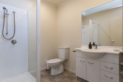 Photo of property in 35 Lakeridge Close, Rangatira Park, Taupo, 3330