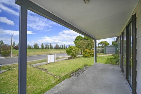 Photo of property in 28 Ramsey Crescent, Flaxmere, Hastings, 4120