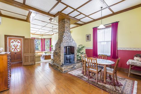Photo of property in 73 Hutchinson Avenue, New Lynn, Auckland, 0600