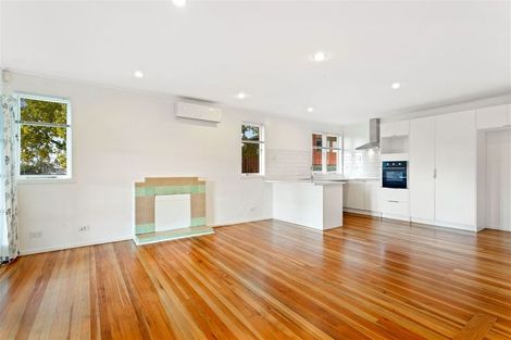 Photo of property in 22 Paton Avenue, Te Atatu South, Auckland, 0610