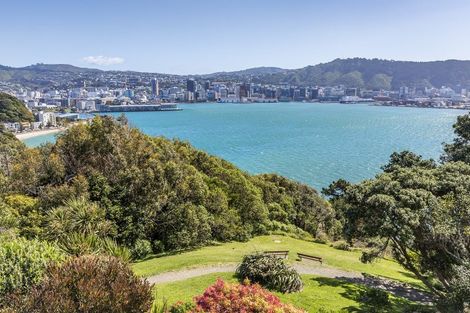 Photo of property in Beauport Apartments, 30u2 The Crescent, Roseneath, Wellington, 6011