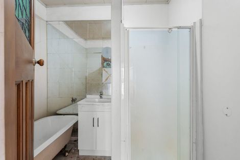 Photo of property in 257 Ferry Road, Waltham, Christchurch, 8011